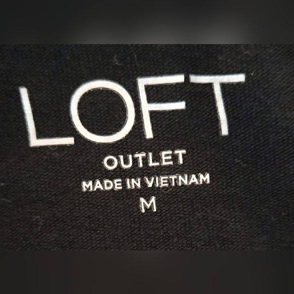 Medium LOFT Black Lace Trim Cam Y2k Cami Layering Whimsy Goth Dark Fairy Preppy - Picture 3 of 3